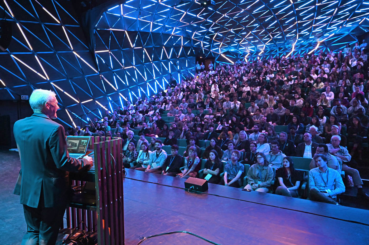 Paul Rose and audience