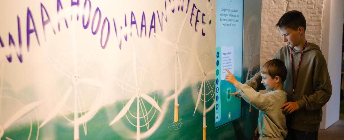 Expo 'Door de wind' in Fort Napoleon