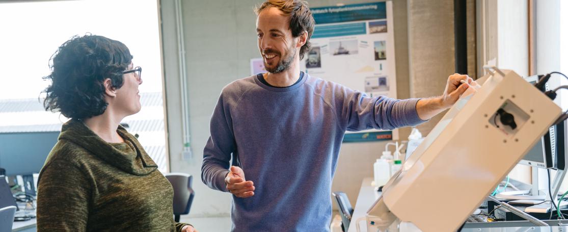 Planktononderzoekers in het lab