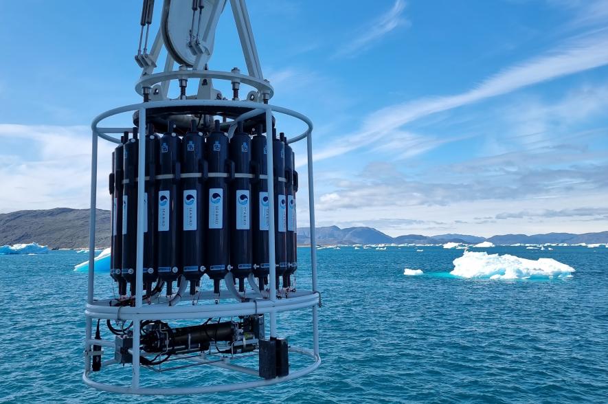 CTD-rozet in Tunulliarfik Fjord (Groenland)