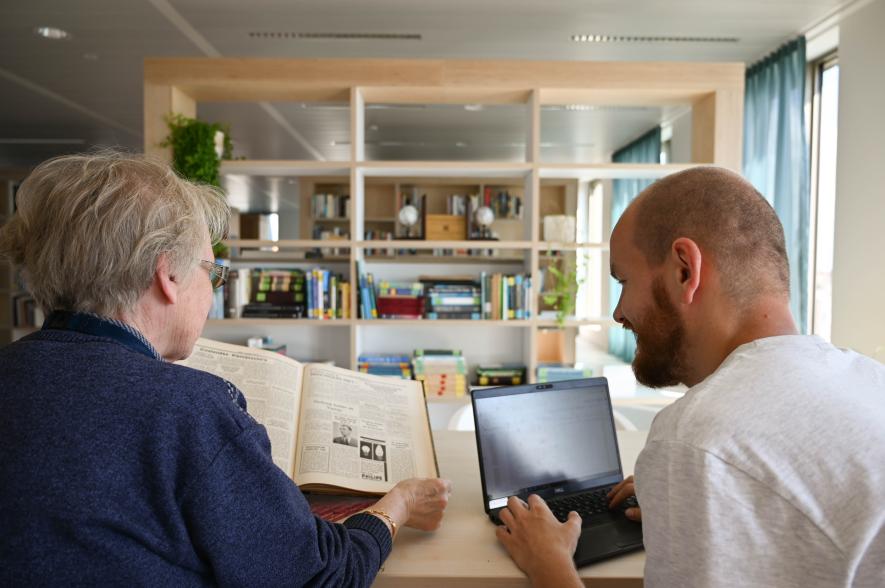 Vrijwilligers actief in het ontsluiten artikels Het Visserijblad